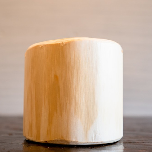 森の丸太スタンド 「MIGAKI」 ／スマホ・タブレットスタンド ヒノキ