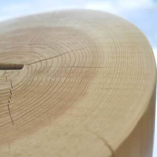 LOG STOOL 杉の丸太スツール／ディスプレイ／サイドテーブル