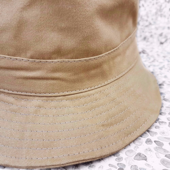 極簡約純棉雙面手工平頂漁夫帽 - 墨綠色 第7張的照片