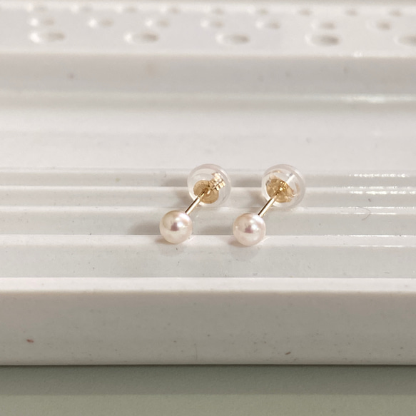 k10 アコヤ　本真珠　パール　ピアス 新品 k10 あこや本真珠 スタッドパールピアス ケース付き 約8mm