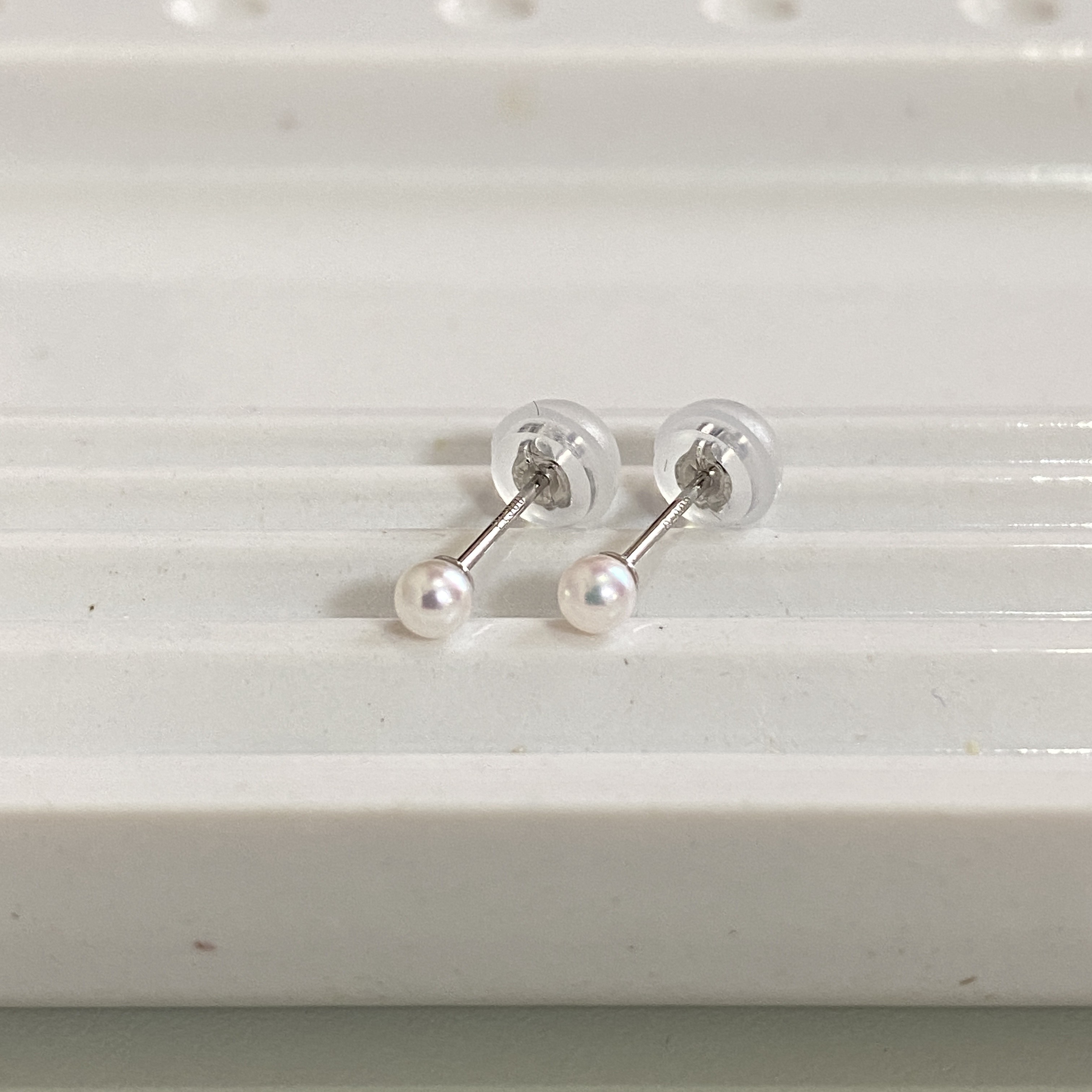 プラチナ一粒パール ピアス 2.5-3ミリ あこや真珠 pt900 ベビーパール 本真珠】プラチナ一粒パール ピアス 2.5-3ミリ アコヤ真珠 pt900