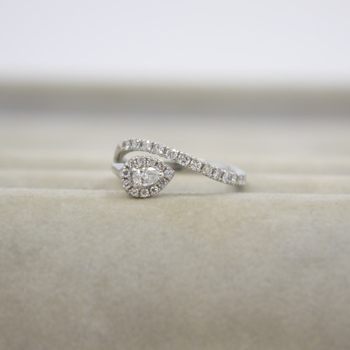 Ptダイヤモンドリング☆プラチナ 0.10ct 0.3ct 指輪・リング  