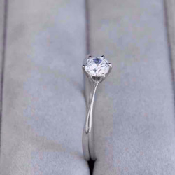 一粒ダイヤの指輪 0.3ct プラチナ V字 婚約指輪 トップグレードのダイヤで作成プラン 3枚目の画像