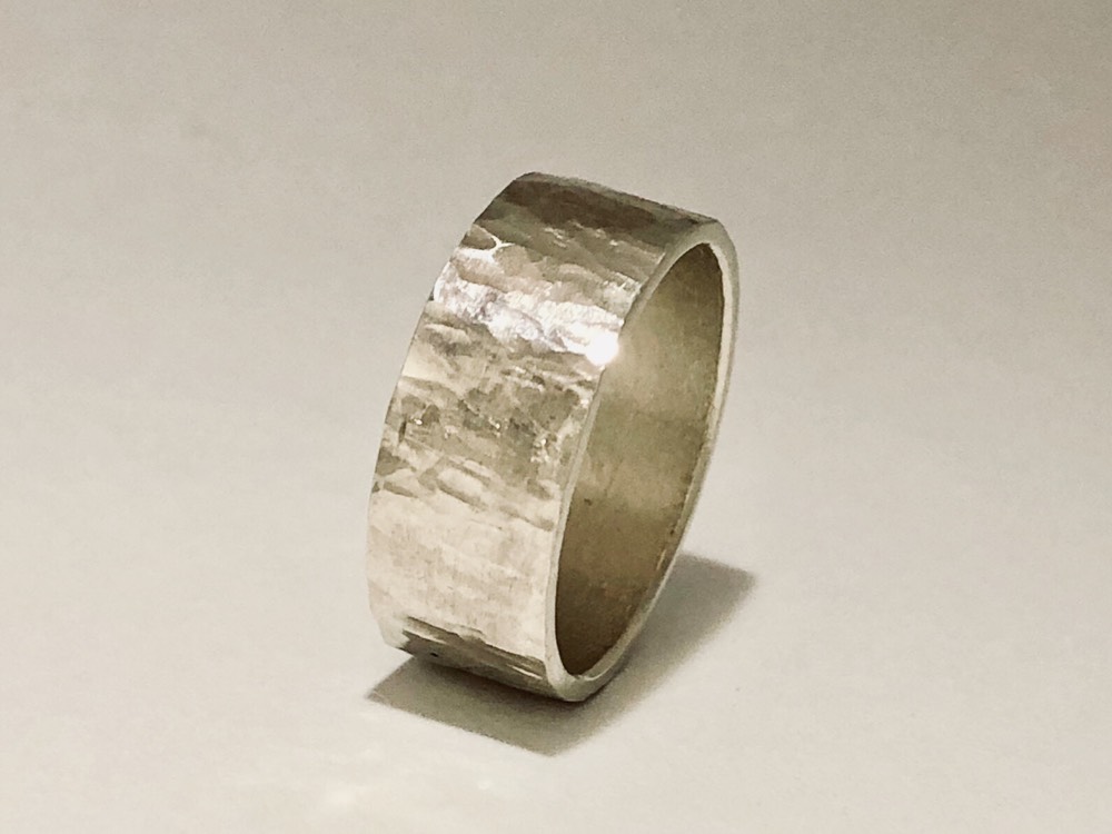 e.m.（イーエム）の「【再入荷】SILVER925シルバーハートリング
