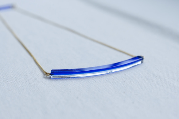 Glass Necklace Blue or Navy 3枚目の画像