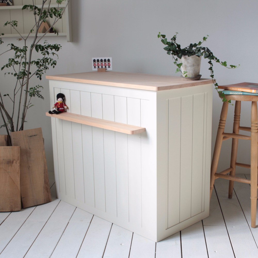 №3　【短納期】　オーダー製作 ネイルサロンカウンター 美容室用レジカウンター【本体ミルク/天板ビーチ】