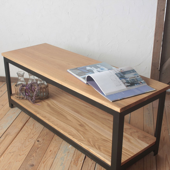 【一台即納】インダストリアルな鉄・オーク家具のセンターテーブル、テレビ台やソファテーブルにも 3枚目の画像