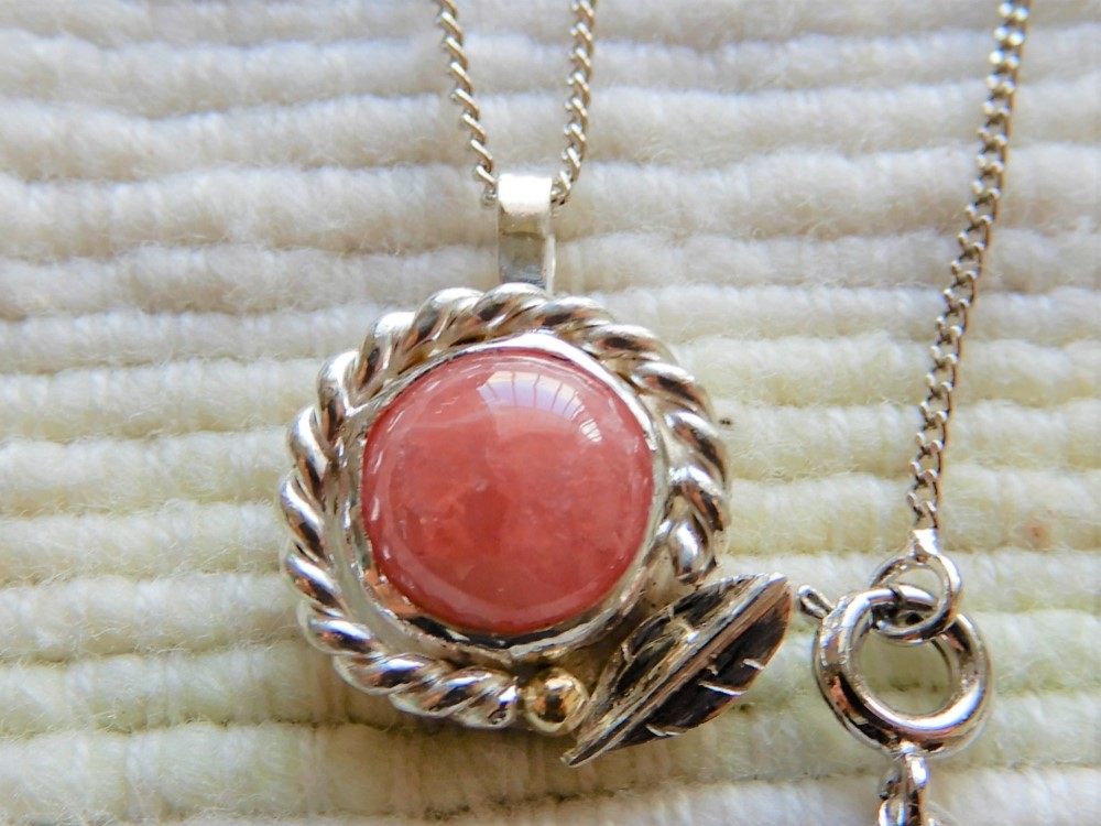 インカローズ　オリーブリーフペンダント