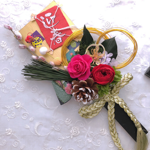 羽子板のアレンジ お正月アレンジ☆ フレーム羽子板七宝☆【プリザ＋造花＋ドライ