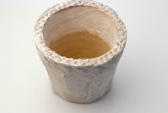 陶器製（2.5号ポット相当）多肉植物の欲しがる植木鉢 NSS-3707 2枚目の画像