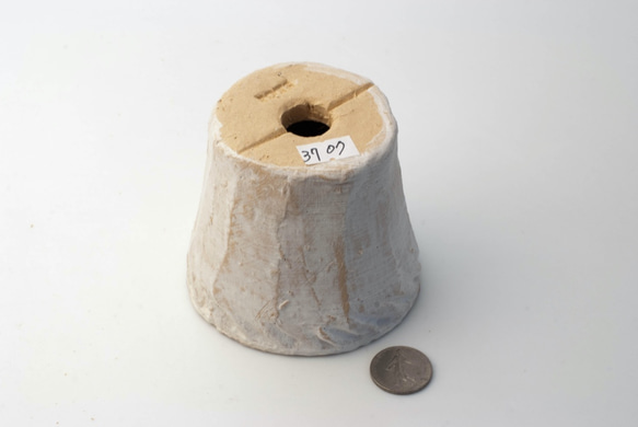 陶器製（2.5号ポット相当）多肉植物の欲しがる植木鉢 NSS-3707 3枚目の画像