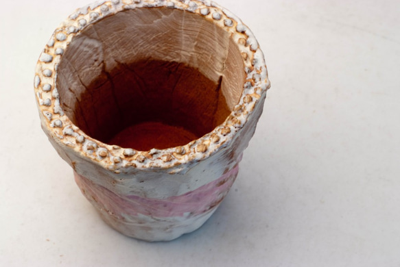 陶器製（2.5号ポット相当）多肉植物の欲しがる植木鉢 NSSc-ピンク-5898 2枚目の画像