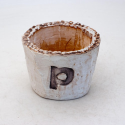 陶器製（2号ポット相当）多肉植物の欲しがる植木鉢 PSc-8362ブラウン 1枚目の画像