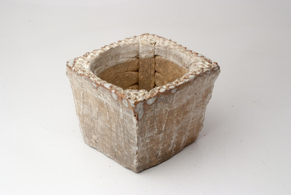 陶器製（3号ポット相当）多肉植物の欲しがる植木鉢 kkm-1006 1枚目の画像