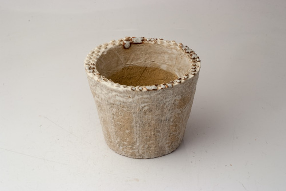 陶器製（2.5号ポット相当）　多肉植物の欲しがる植木鉢 SMS-1784 1枚目の画像