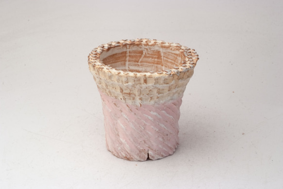 陶器製　多肉植物の欲しがる植木鉢 ICSc-4799ピンク 1枚目の画像