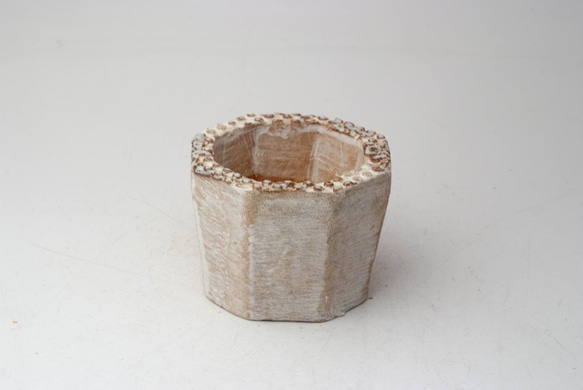 陶器製（1.5〜2号ポット相当）多肉植物の欲しがる植木鉢 KESS-5019 1枚目の画像