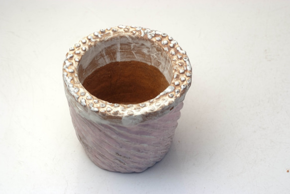 陶器製（2号ポット相当）多肉植物の欲しがる植木鉢 SSSc-7357ピンク 2枚目の画像