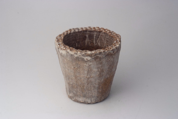 陶器製（２号ポット相当）多肉植物の欲しがる植木鉢 AAM-8022 1枚目の画像