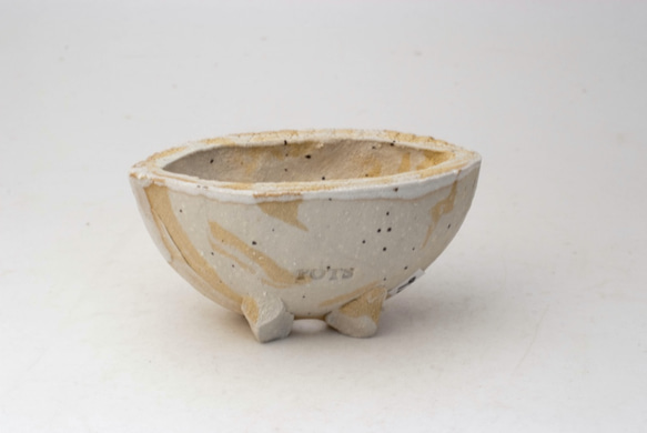 植木鉢 陶器　多目的自由な植木鉢 CVc-ミカゲ-1266 1枚目の画像