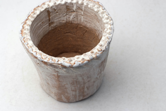 陶器製（2.5号ポット相当）多肉植物の欲しがる植木鉢 NSS-3364 2枚目の画像