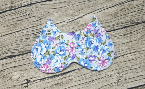 淡藍底花朵 睡眠眼罩 sleep mask 睡眠眼罩附收納袋 sleep mask 第2張的照片