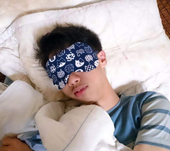 湖水綠綿羊 可調式睡眠眼罩附束口收納袋 sleep mask 第5張的照片