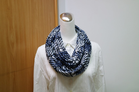 マルチスタイルの暖かいスカーフスカーフネックカバー 1枚目の画像