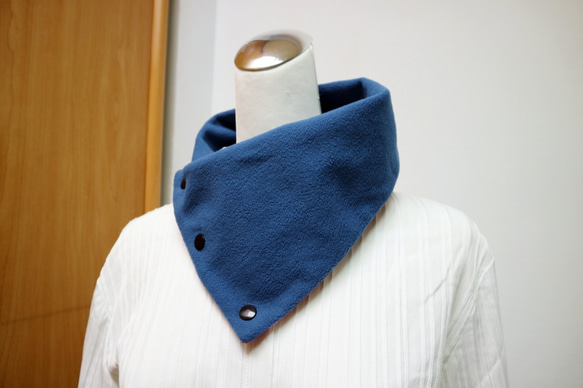 加釦保暖圍脖 頸套 雙面雙色 短圍巾 男女均適用 第4張的照片