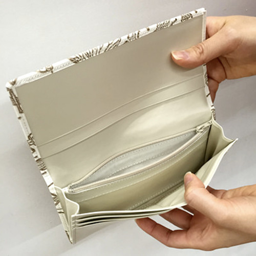 [とても美品］ムシメセン 文庫革 本革長財布 日本の昆虫シリーズ 紫×黄 ムシメセン 文庫革 本革長財布 日本の昆虫シリーズ 紫×黄 特別