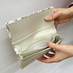 [售完] 真皮長錢包（捆綁包） Musimesen 文庫皮革“日本昆蟲系列”&lt;黃色 x Murasaki&gt; 第4張的照片