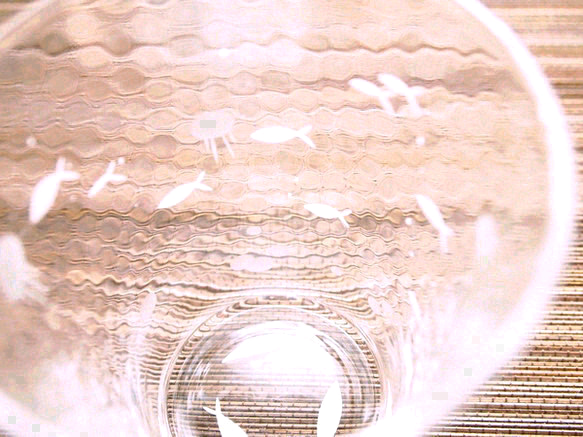 切子ガラス　　タンブラー　「さかなくらげ」 2枚目の画像