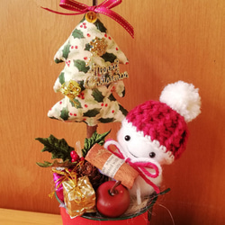 赤い缶に入った雪だるまちゃん☆クリスマスツリー 3枚目の画像