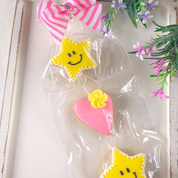 星型とハート型のニコちゃんアイシングクッキー♡（3個入り） 2枚目の画像