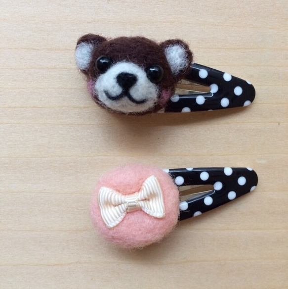 羊毛フェルト☆くまヘアピン（スリーピン）2個セット ヘアピン みぃ  
