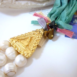 巴洛克珍珠和絲綢三重珍珠 第2張的照片