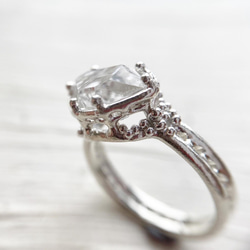 ハーキマーダイヤモンドの指輪 4枚目の画像