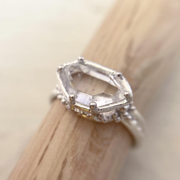 ハーキマーダイヤモンドの指輪 6枚目の画像