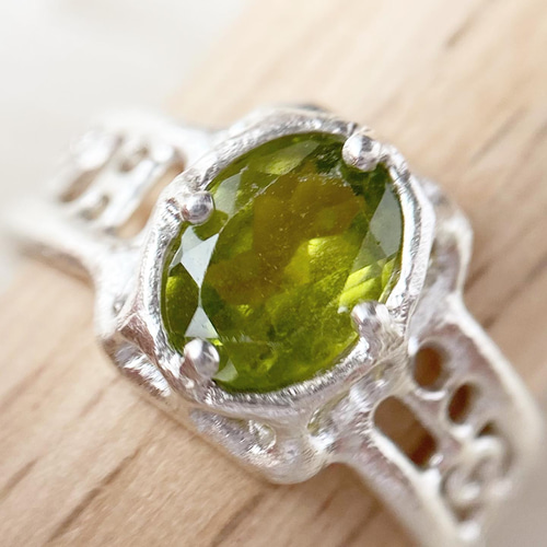 アイドクレース　リング　アイドクレース　指輪 アイドクレース リング / Idocrase Ring | iichi 日々の暮らしを