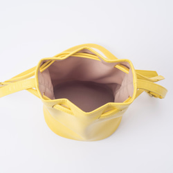 糖果系束口小水桶包 手提肩背兩用 Primrose Yellow / 櫻草花黃 第9張的照片