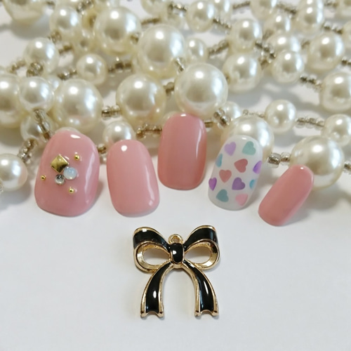 ダスティピンク×カラフルハートホロネイル ネイルチップ（つけ爪  