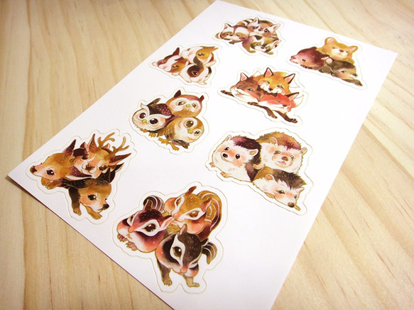 歪的工作室-三角動物+果實組合貼紙包(含明信片) 第3張的照片