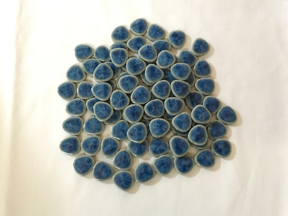 玉石タイルミニ(青)200g 1枚目の画像