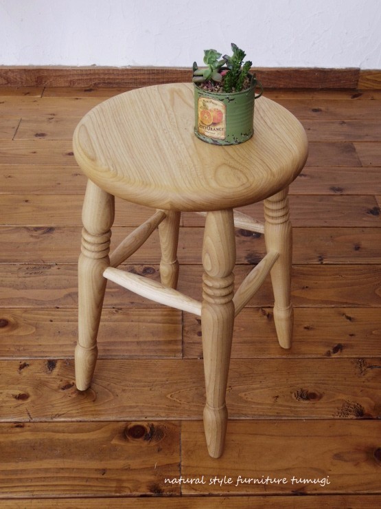 ハンドメイドスツール セヌフォ族 ハンドメイドスツール｜マライカ公式通販