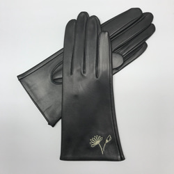 革手袋[182]お花の一色手刺繍(サイズオーダー可) 1枚目の画像