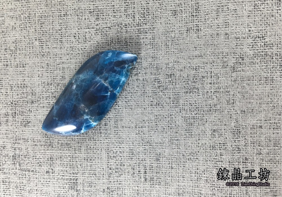 アパタイト(燐灰石) Blue Apatite Cabochon 天然石 Dia 通販 2864361