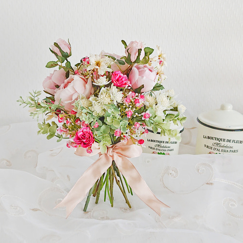受注制作】特集掲載 フラワーブーケ アーティフィシャルフラワーピンク