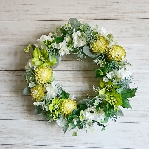 ユーカリクリスマスローズリース