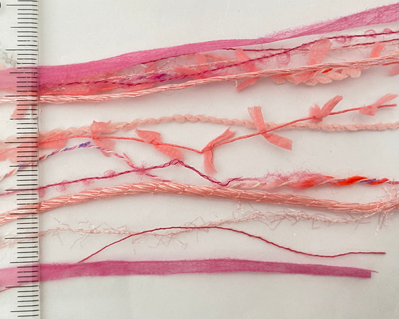 引き揃え毛糸玉*magenta & coral pink 2枚目の画像
