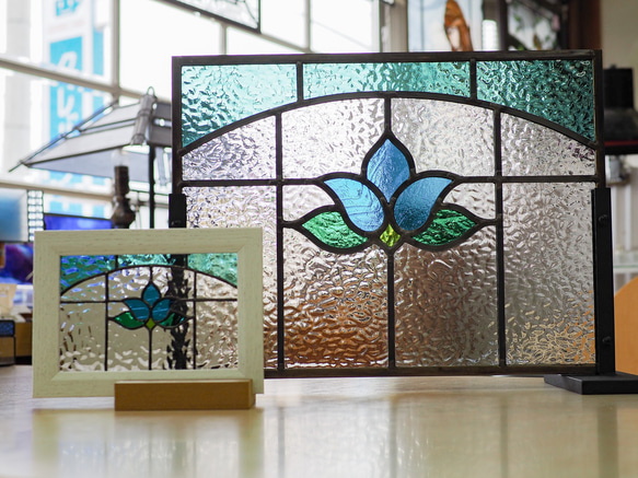 「ステンドグラスのパネル・N・葉書サイズ」ミニチュアシリーズ 2枚目の画像
